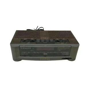 Emerson AK2745 Dual Alarm System AM FM Digital Clock Radio Red LED Display